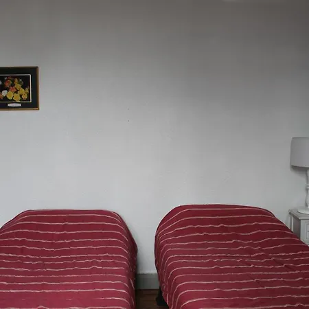 Face Aux Thermes Apartment